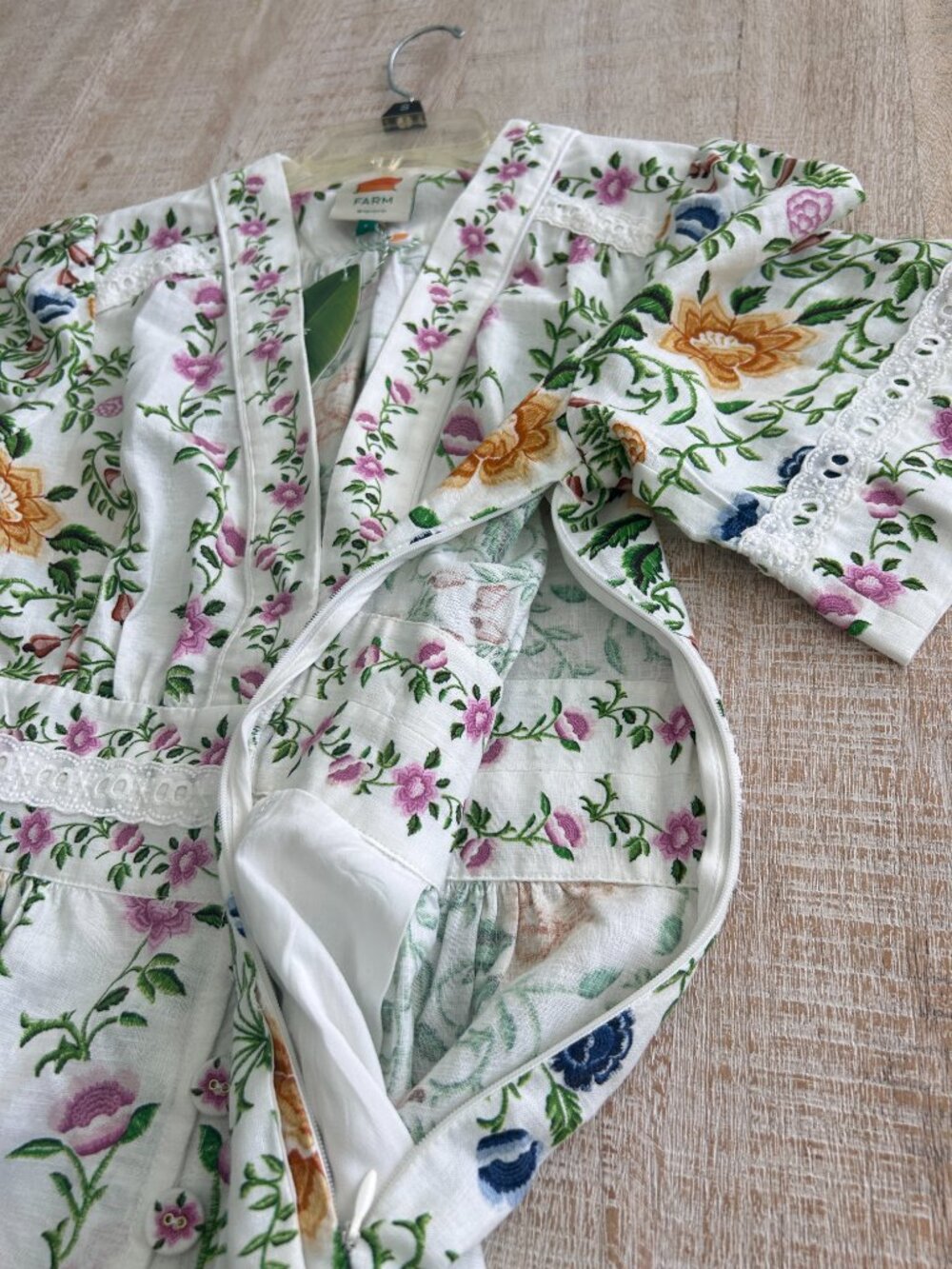 Farm Rio Folk Floral Linen Blend White Short-Sleeve Wide-Leg Jumpsuit Small NWT - Picture 6 of 16